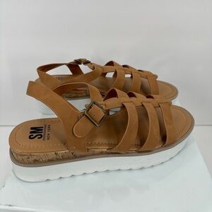 SM New York Dolora Sandal Size 9 1/2 NEW